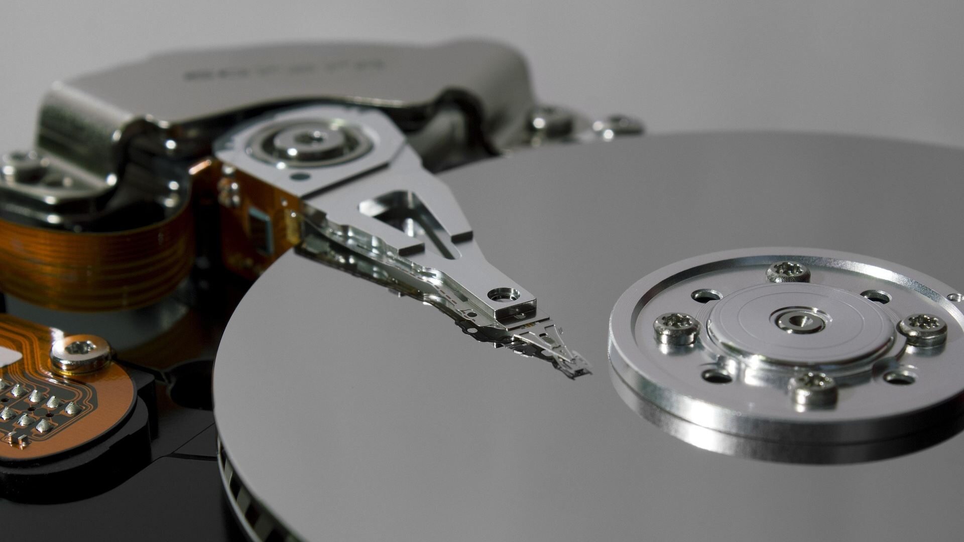 Recupero dati da hard disk chiavette USB